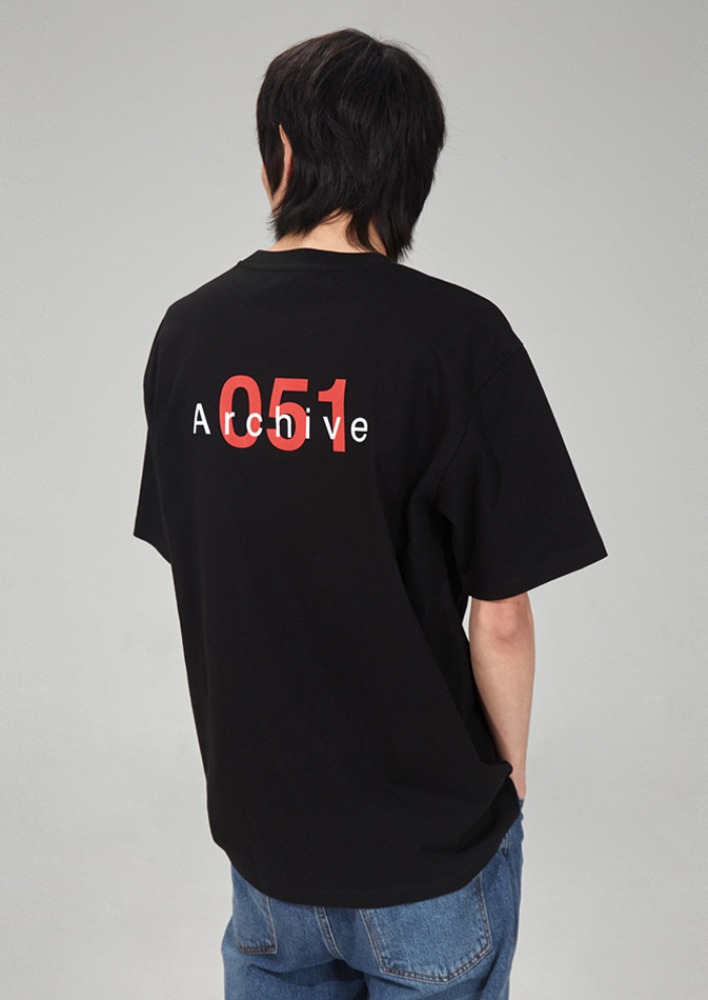 051 아카이브 티셔츠 블랙
